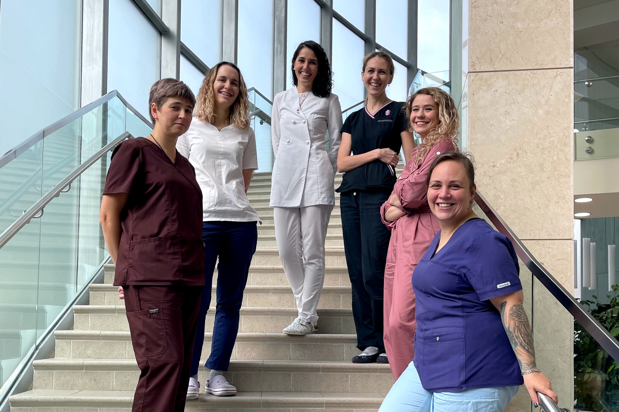 sarah-shaffer-O3gOgPB4sRU_0