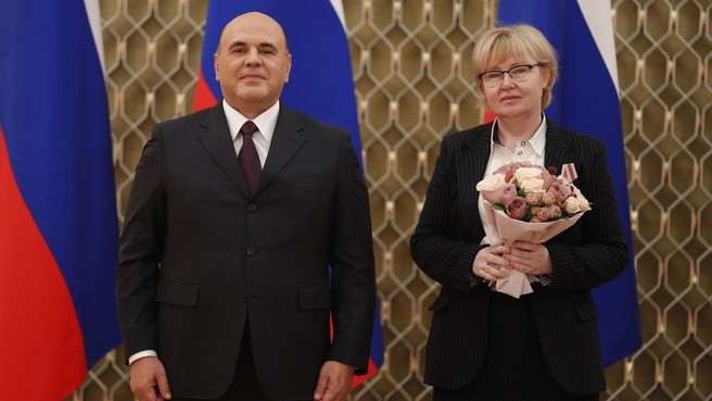 XqKKJApMlCwfbkt8E2GAEycI7VT0tADs