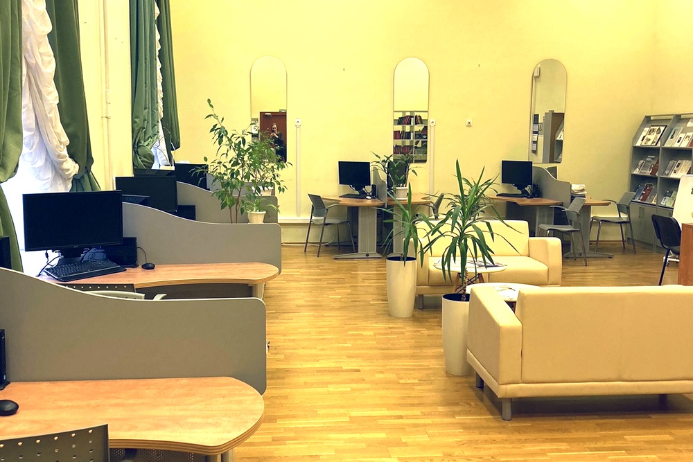 sarah-shaffer-O3gOgPB4sRU_0